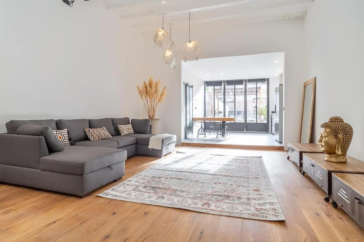 The Home Of Your Dreams In The Heart Of Eixample! Barcelone