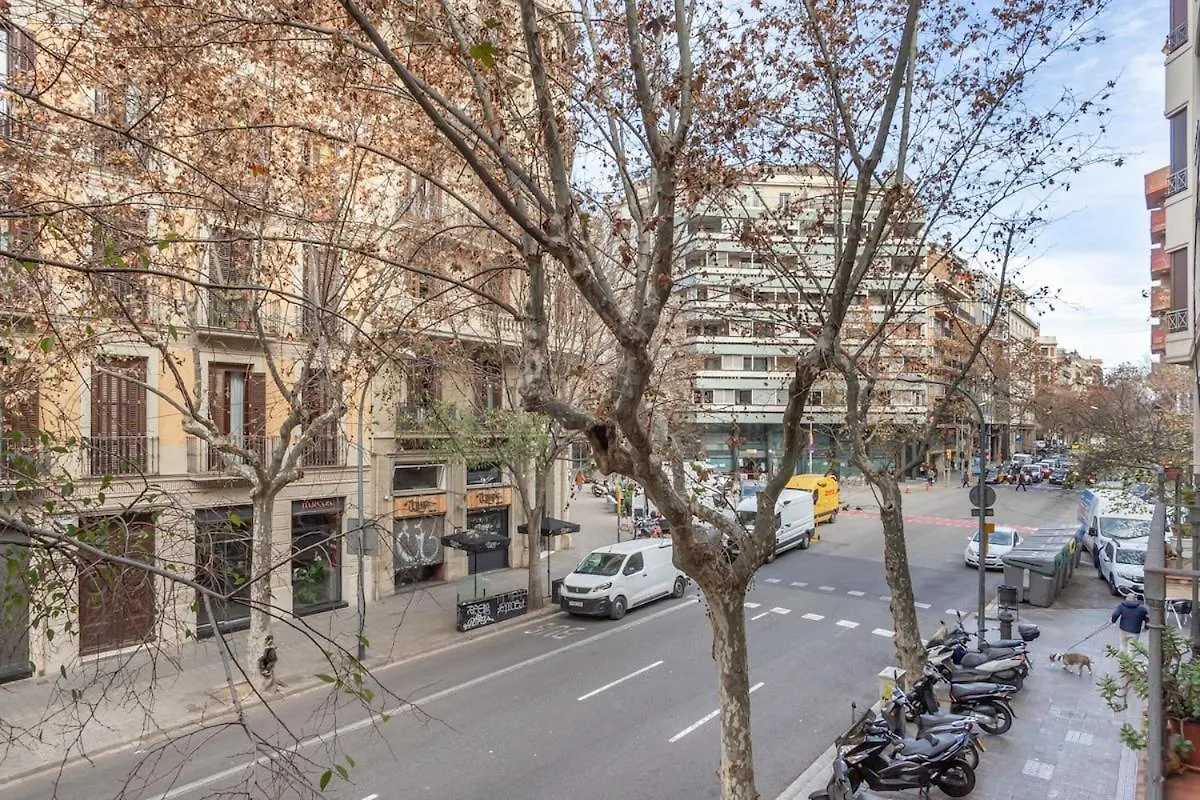 The Home Of Your Dreams In The Heart Of Eixample! Barcelone